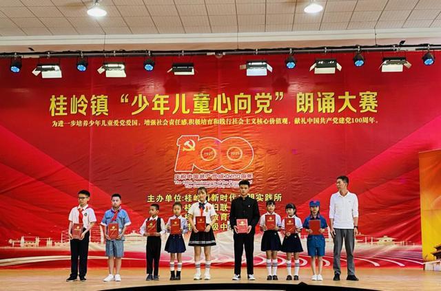 女大学生为什么不愿意谈恋爱？游戏画面