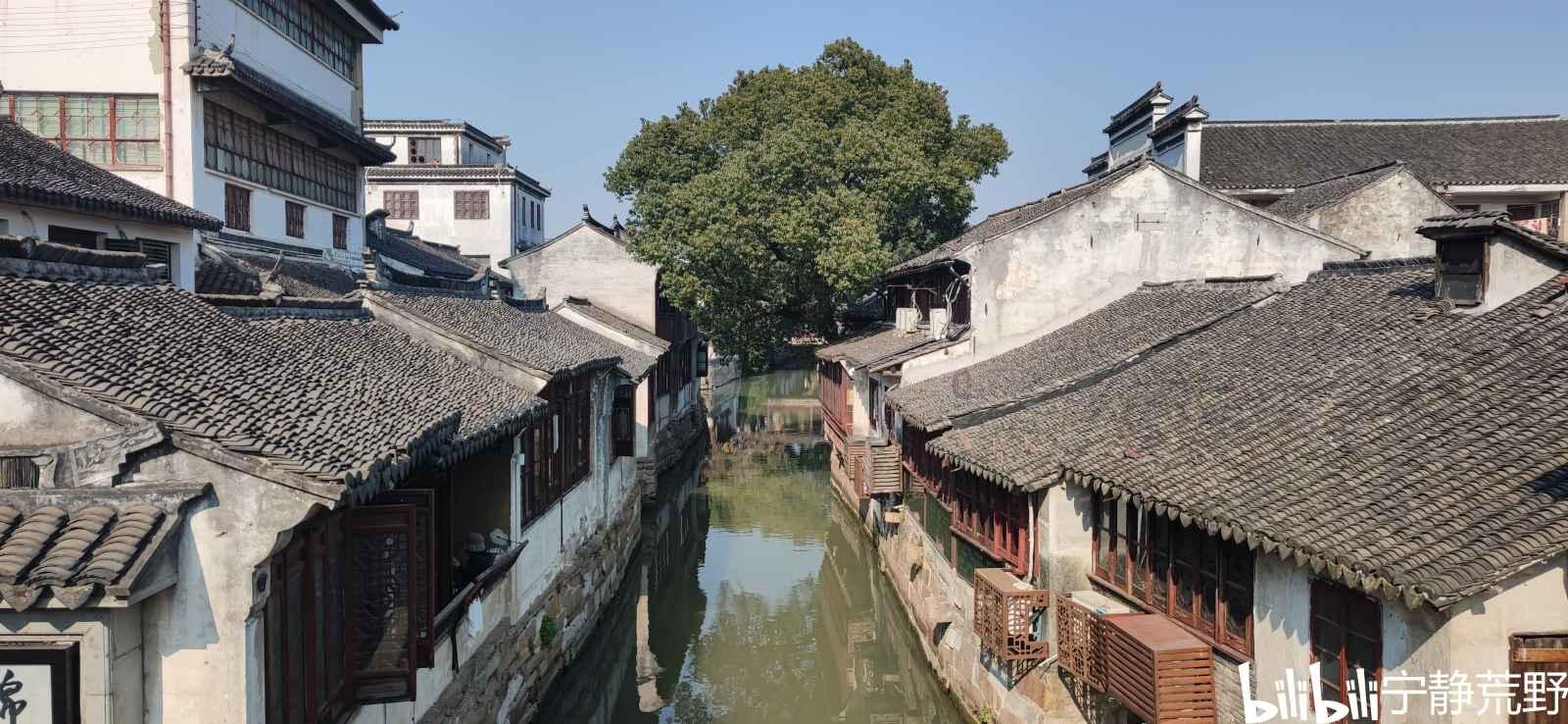 战争结束时,心存善念的德军少尉放了犹太女孩,他的结局如何?
